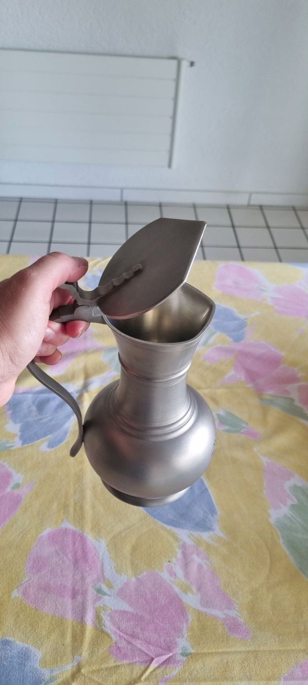 Caraffe: Kleines dekoratives Pokal – Usato da Derendingen venduto da Rider3
