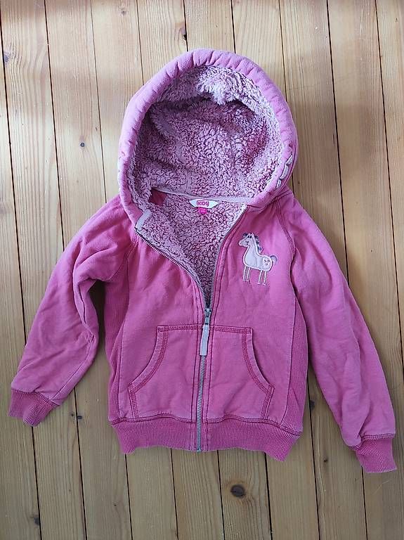 Jacken & Mäntel: Kaputzenjacke mit Teddyfutter Gr.116 – Gebraucht aus Zürich von aendiiii