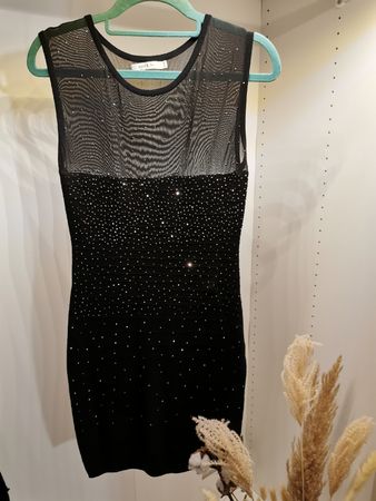 elegantes Kleid aus Wolle und Glitzer Steinen in schwarz