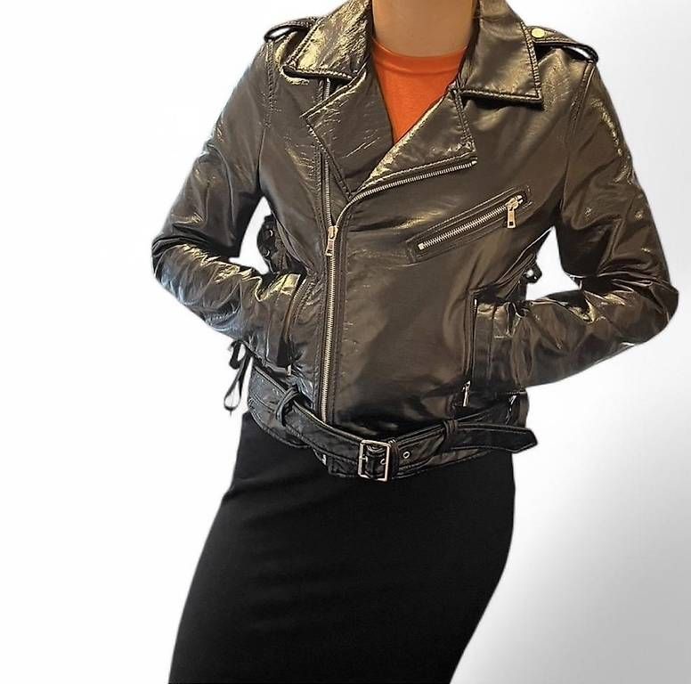 Giacche: schicke Lackjacke in Lederoptik Grösse M-L – Usato da Zürich venduto da cel_cw9k 2