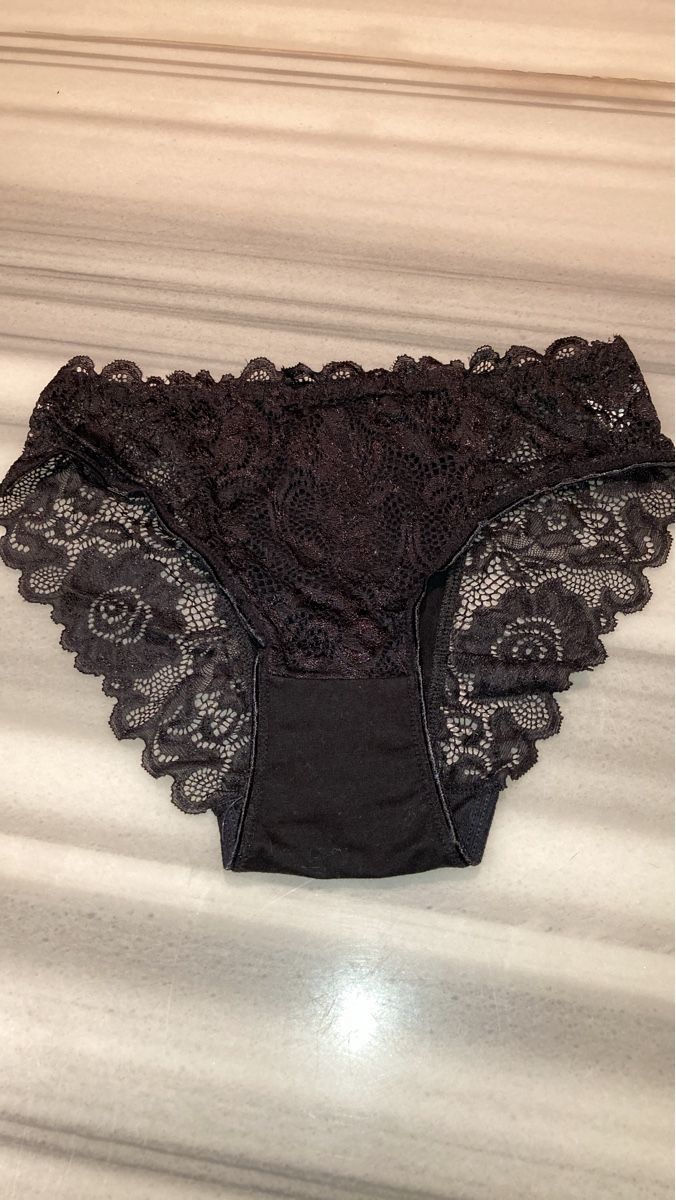 Sonstige Unterwäsche: Damen Slip Schwarz Spitze Gr.M nr.2 – Gebraucht aus Morschach von leonie87