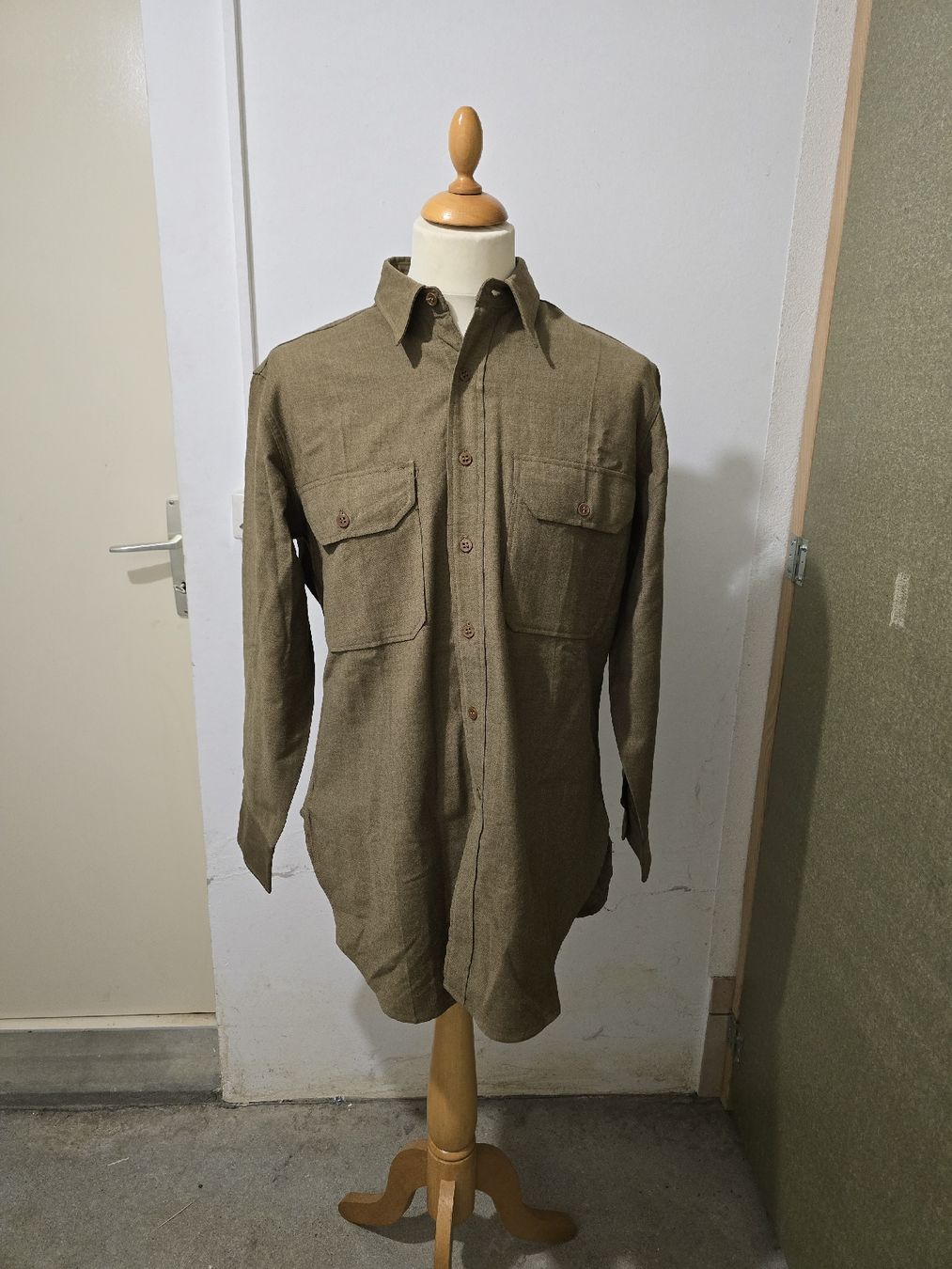 US Army Uniformi: ww2 us army chemise  – Usato da Suchy venduto da jultur