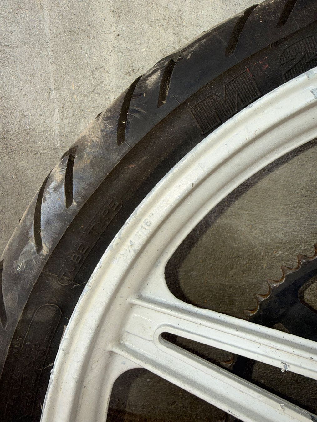 Puch Parti ricambio per ciclomotori: Mofa Gussfelgen Hinterrad 16 Zoll – Difettoso da Fahrni b. Thun venduto da berger_tuning34 3