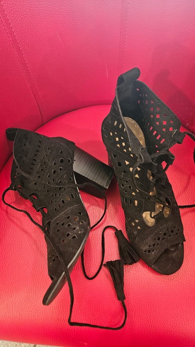 Scarpe da donna: Sommerschuhe Marke Buonarotti Gr 39 – Usato da Birrwil venduto da Annaluna 2