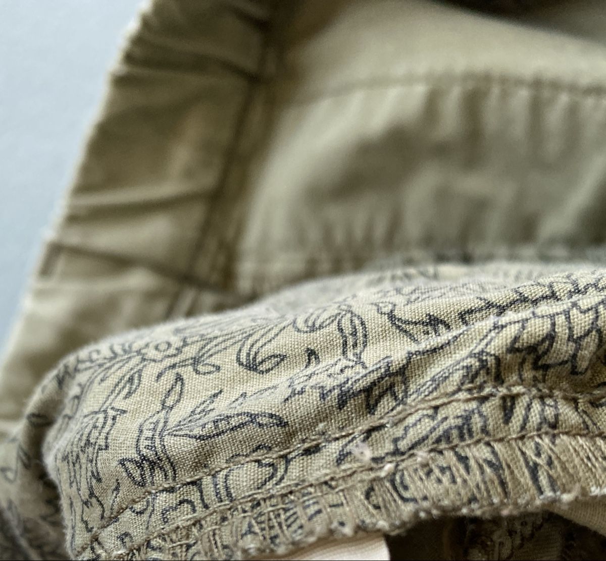 Nile Pantalons: Nile Hose helles Olivegrün, Gr. M – D'occasion à Hünibach par nadalila 7