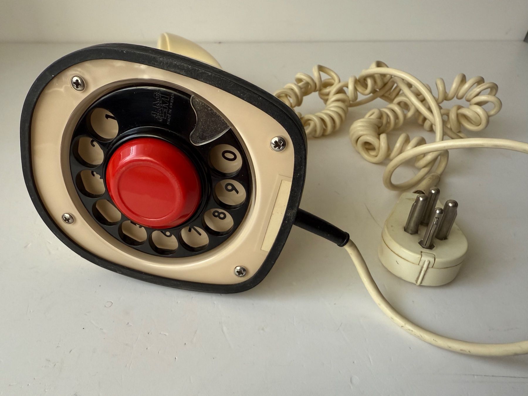 Telefoni: Altes Ericsson Cobra (Tischtelefon) – Usato da Zwingen venduto da moje1 4