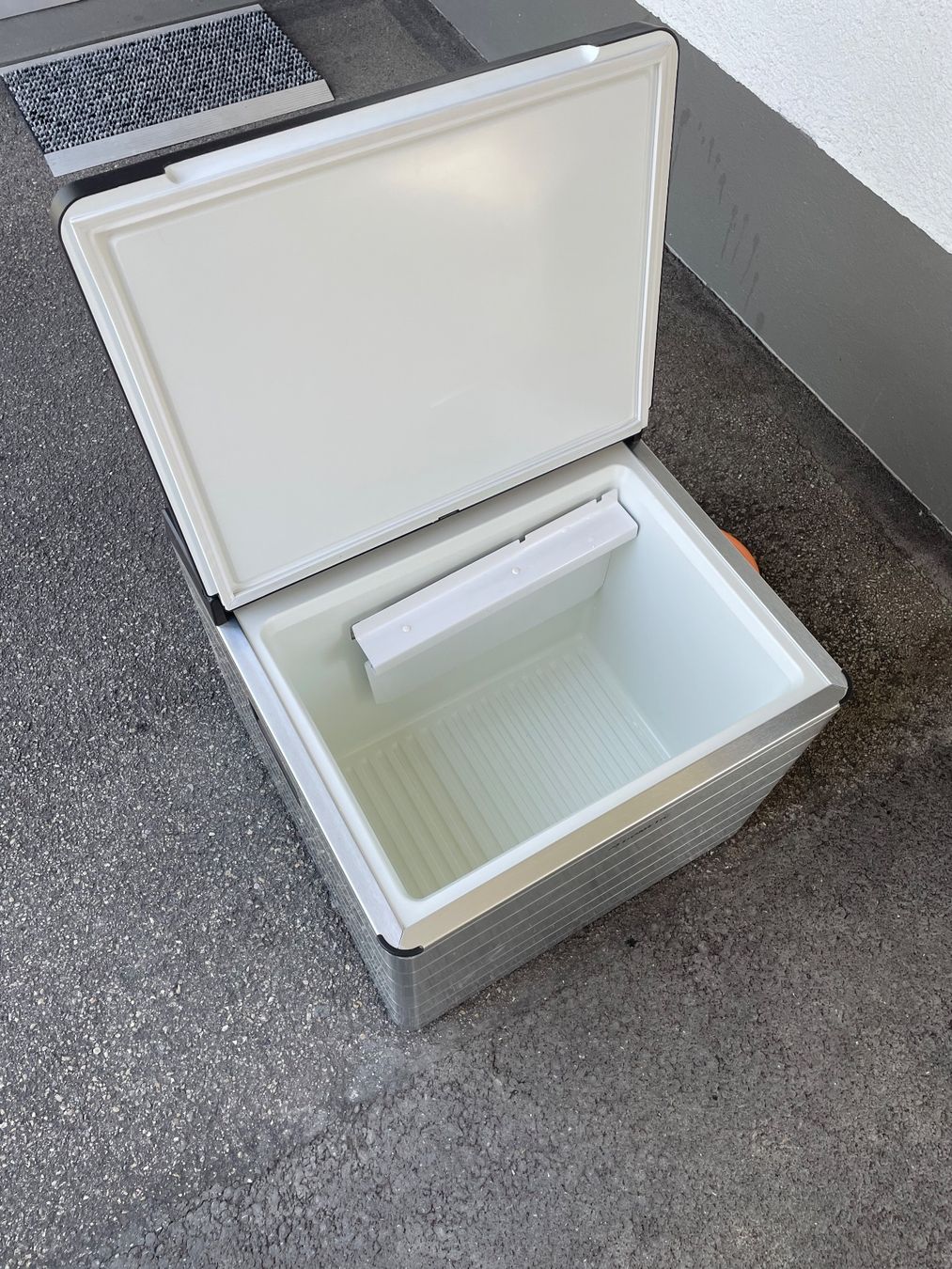 Dometic Réfrigérateurs et refroidissement: Kühlbox – D'occasion à Schönengrund par Hamm1