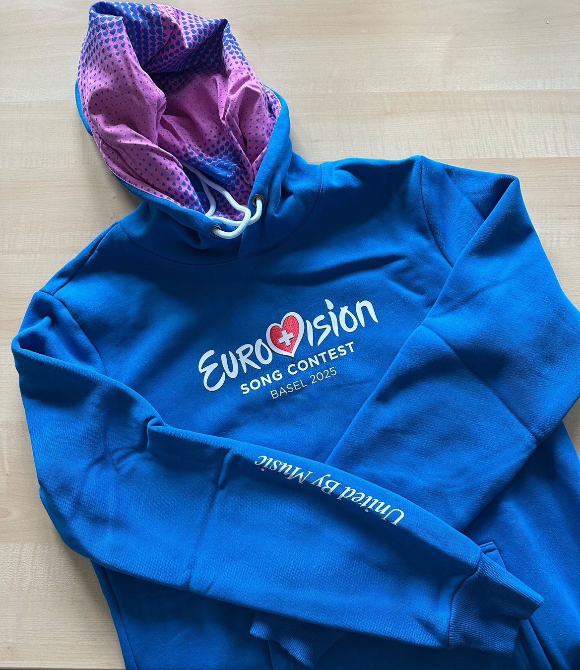 Pullover & Sweatshirts: Hoodie ESC Basel 2025 – Gebraucht aus Kyburg von Gam7 2