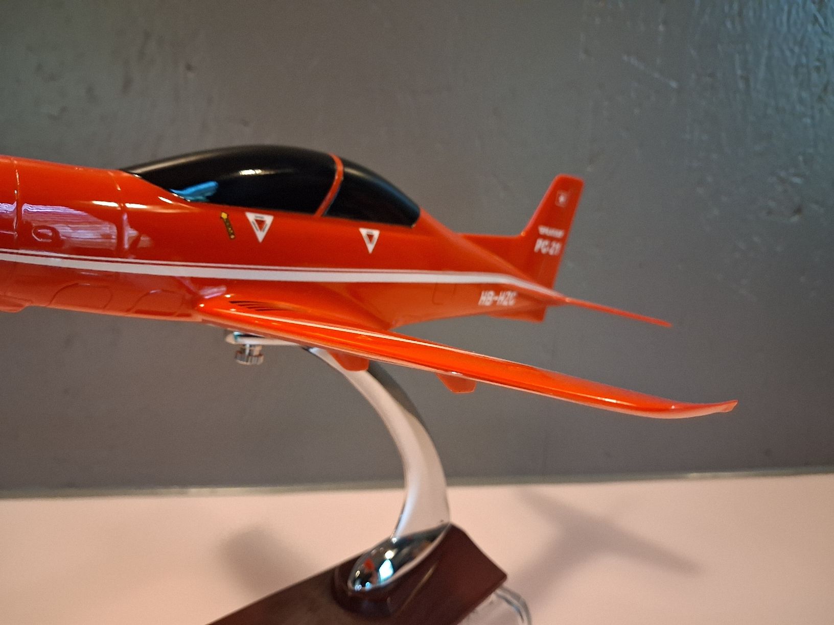 Kit di modellismo & Modellini statici: Pilatus PC-21 1:35 Standmodell – Usato da Derendingen venduto da Nellino01 4