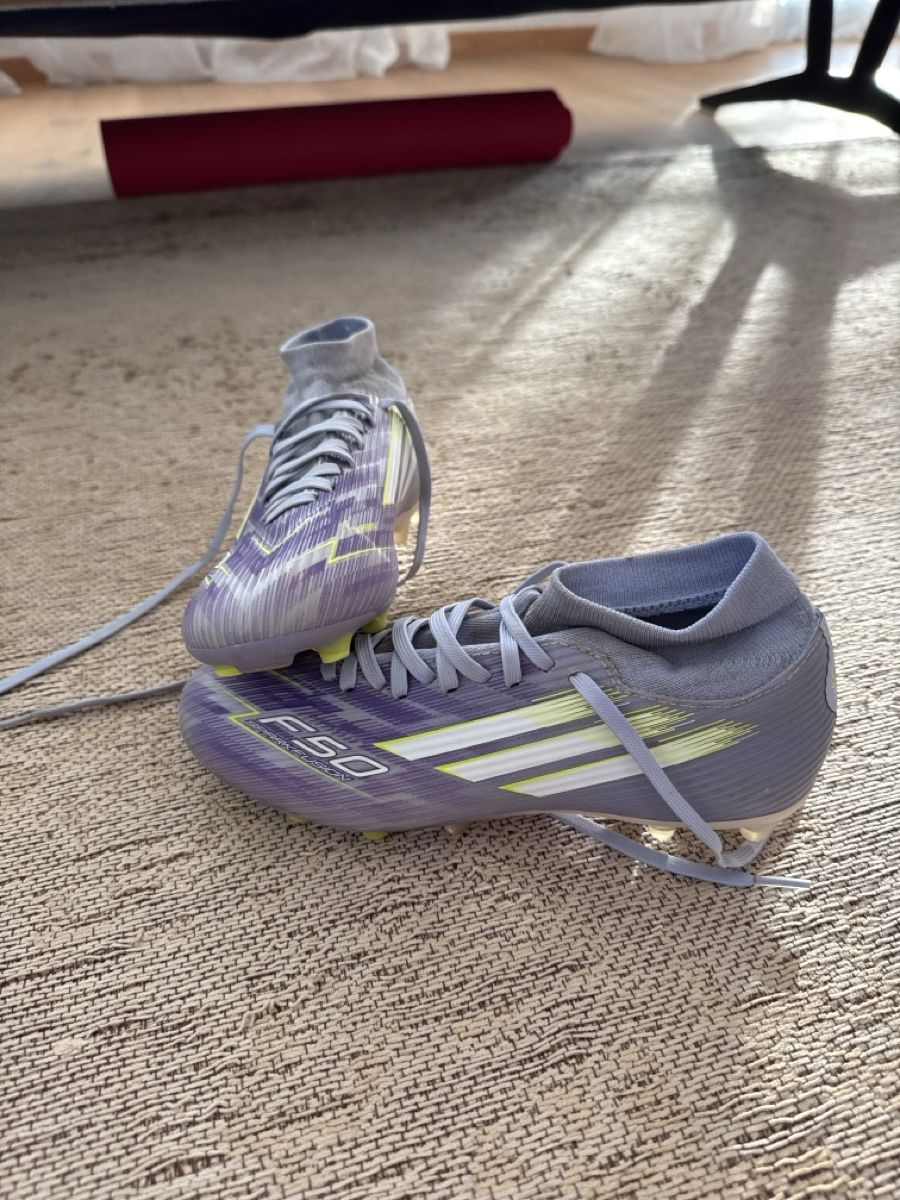 Adidas Scarpe da uomo: Adidas F50 sparkfusion violet – Usato da Zuzwil SG venduto da DanielaB46 1