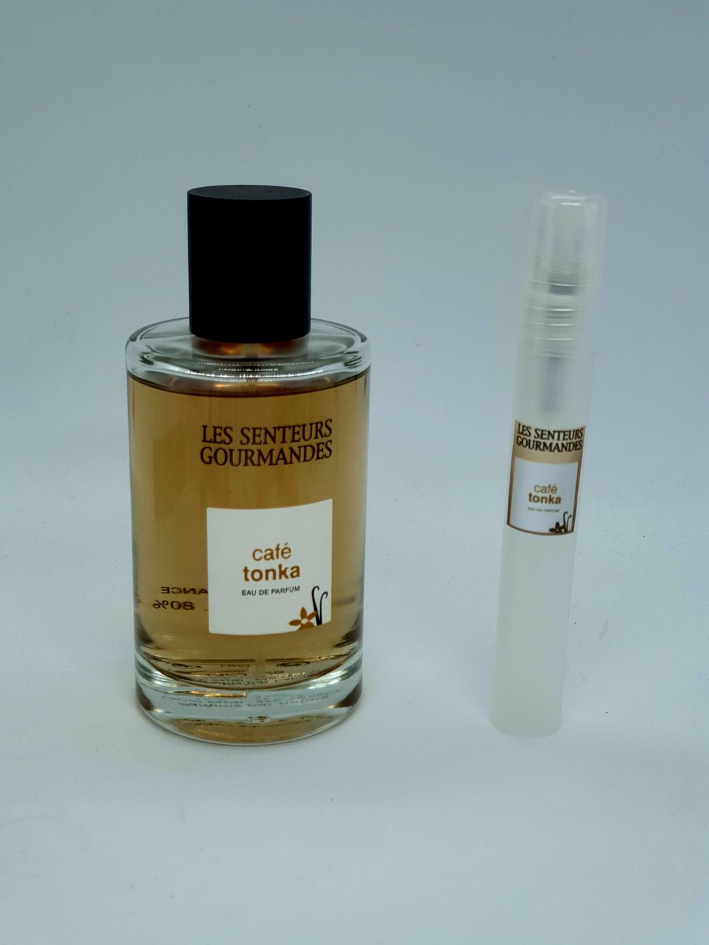 Jlo Profumi & Eau de Toilette: 10 ml CAFE TONKA ABFÜLLUNG – Nuovo (secondo la descrizione) da St. Gallen venduto da CaliSunshine