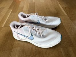 Nike Laufschuhe Damen Weiss Grösse 39 neuwertig