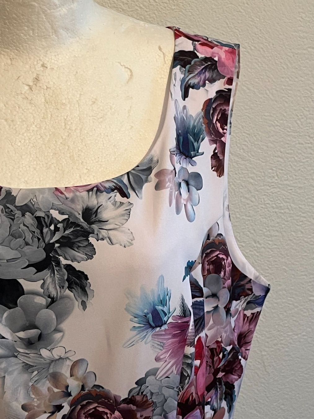 Vestiti: Atemberaubendes Kleid, Viskose, Gr. 38, NP 119.- – Nuovo (secondo la descrizione) da Altendorf venduto da Beauty_Girl83 1