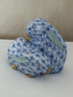 Herend Hasenpaar 5324 VHB Blue Fishnet