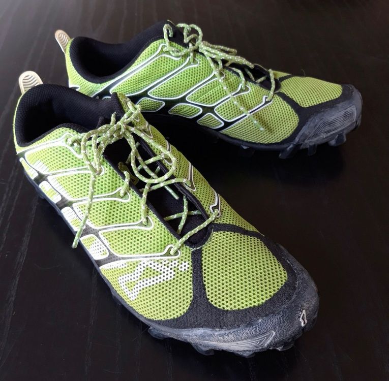 Barfussschuh Inov-8 Bare-Grip 200, ideal bei Nässe Matsch