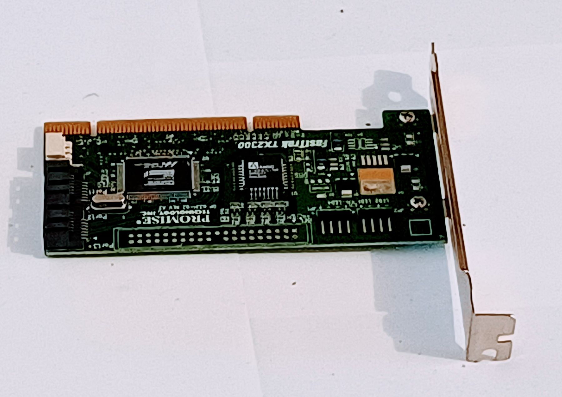 Server: Promise FastTrak TX2300 RAID-Controller – 2x SATA II – Usato da Zürich venduto da Sashaaa 4
