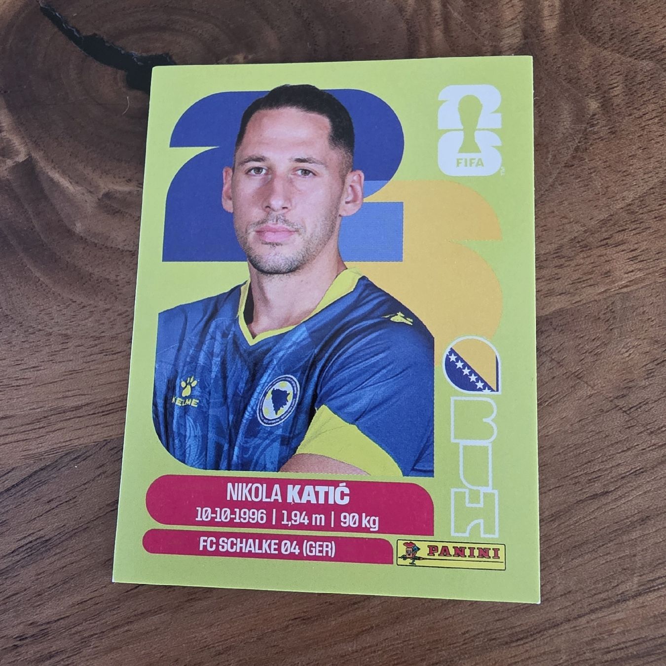 Panini Cartes à collectionner: Panini BIH7 Nikola Katic  – Neuf avec emballage d'origine à Buchs AG par LogoParts