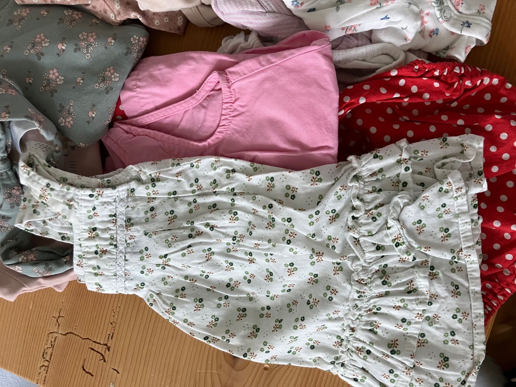 Lotti & Set di vestiti: Mädchenset 62 (23-teilig) – Usato da Chur venduto da steffeli04 1