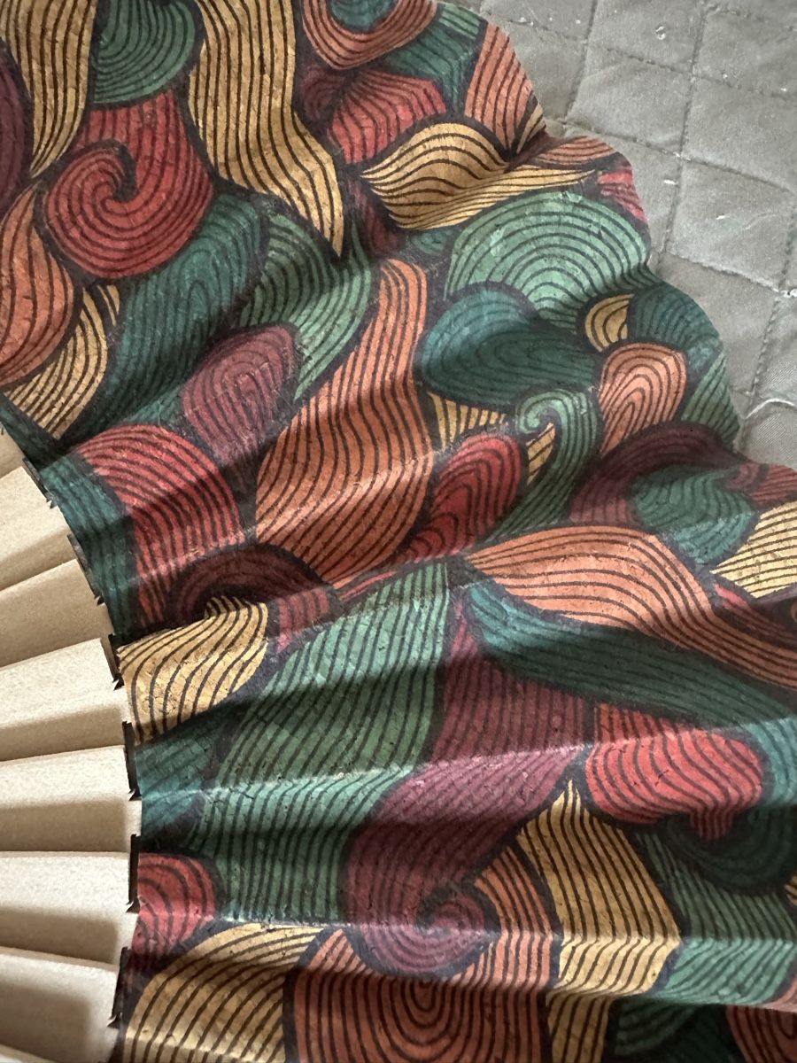 Sonstige Dekorationen & Accessoires: Unique Hand Fan - Keep Cool in Style This Summer! – Neu und originalverpackt aus Sorengo von dis_tfq6 2