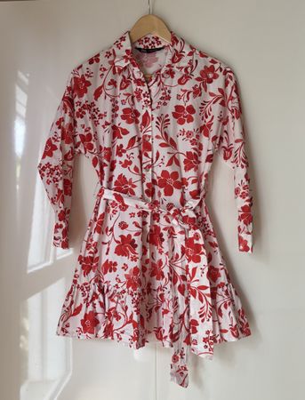 Kleid Zara Blumenmuster neuwertig