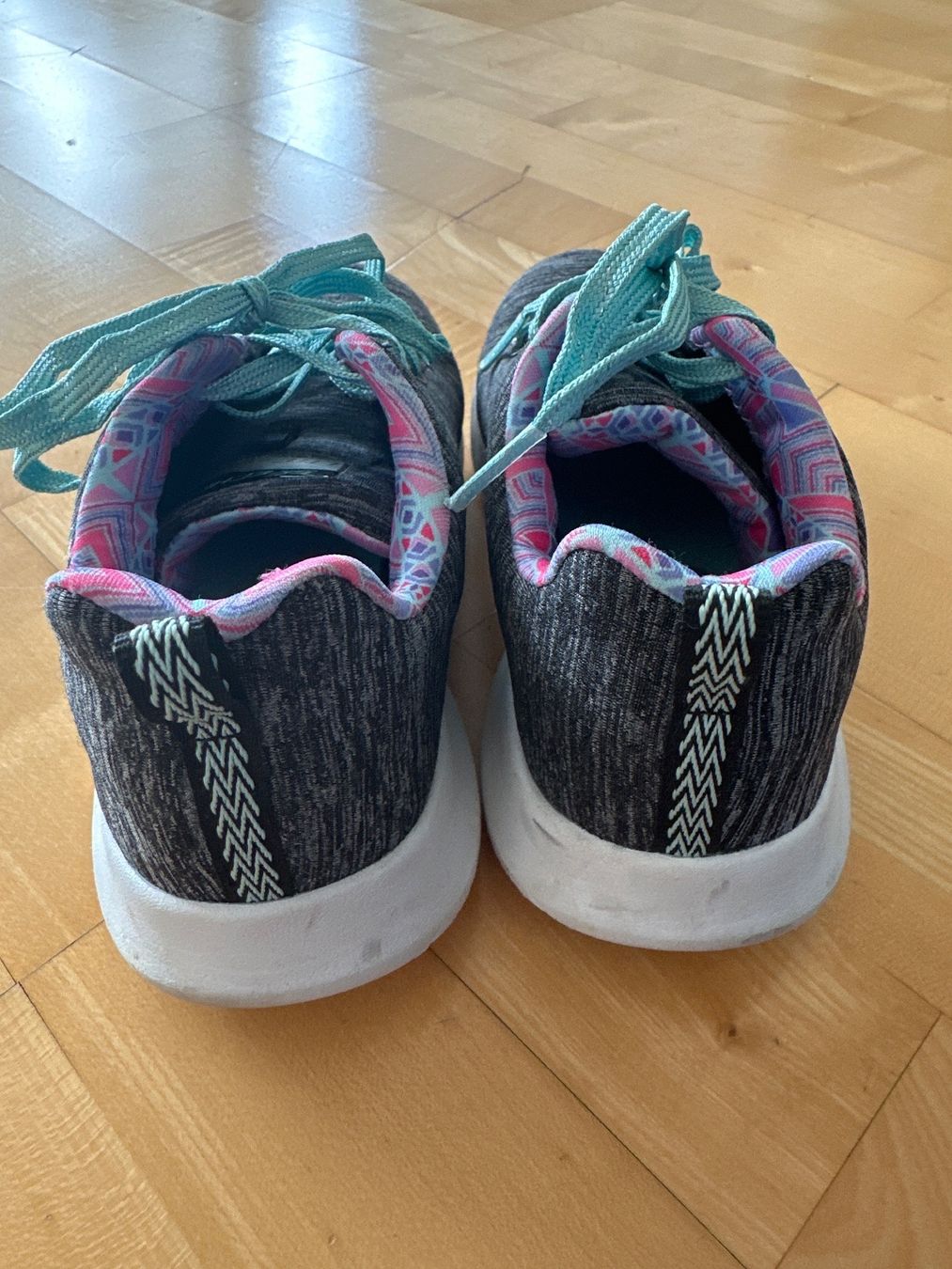 Skechers Scarpe per ragazze: Skechers Turnschuhe 30 – Usato da Fällanden venduto da CorinaE 2