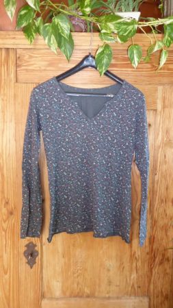 sehr schönes Sweatshirt Gr L Made in Itali