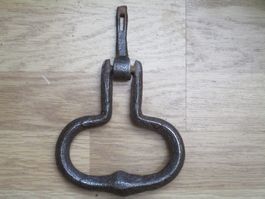 Massiver antiker Türklopfer geschmiedet