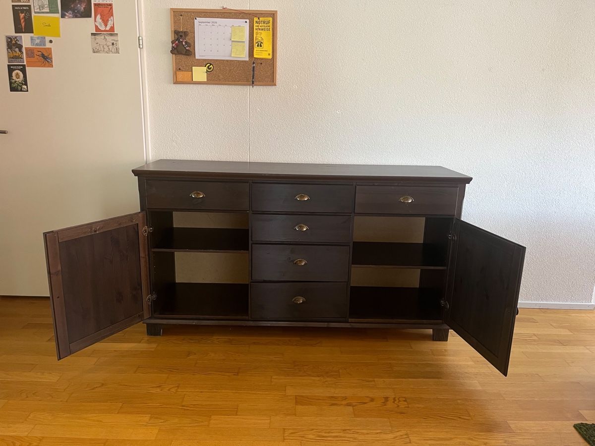 Commodes: Grosse Holzkommode – D'occasion à liebefeld par tor_nn2l 1