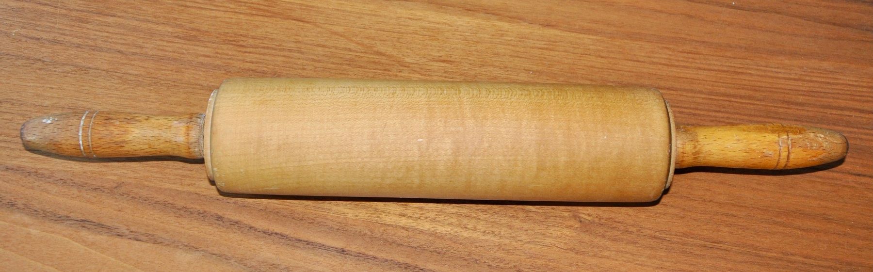Elettrodomestici da cucina: Wallholz / Teigroller aus Holz Breite 24 cm – Usato da Basel venduto da fido_mania