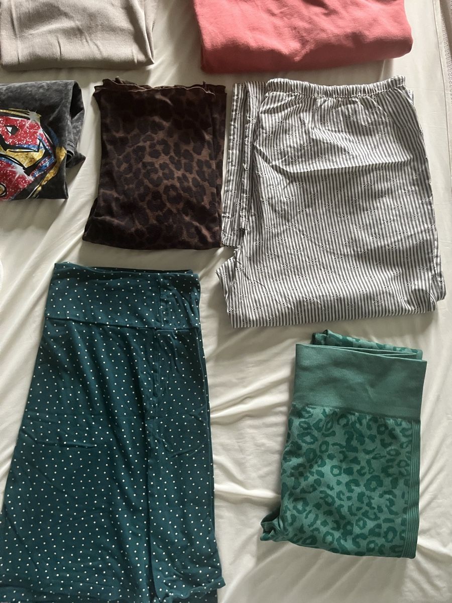 Lotti di vestiti: Großes schönes Damenkleiderpaket – Usato da Hochdorf venduto da Forestgreen 6
