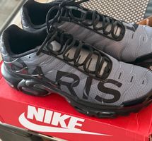 NEU Nike Air Max Plus Paris Sneaker (EUR Grösse 44)