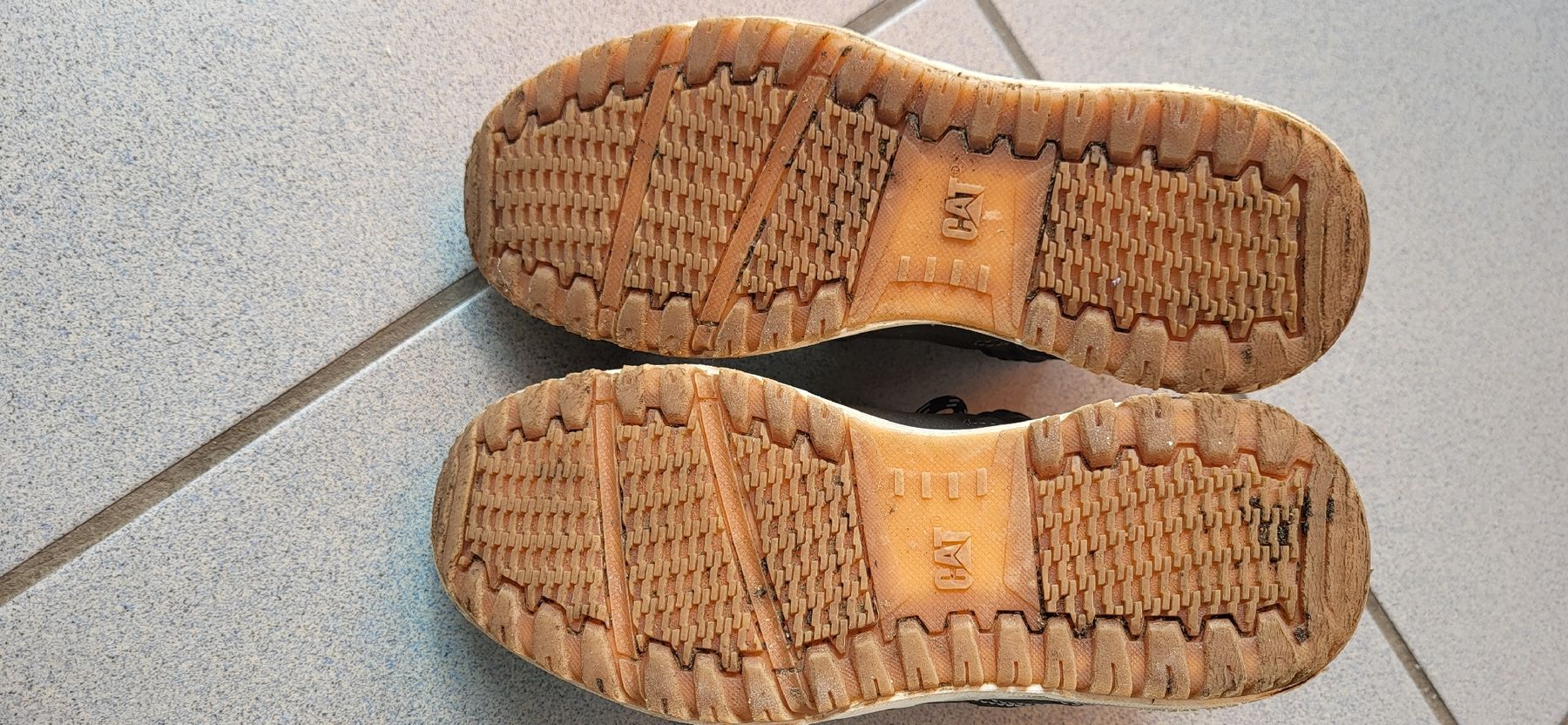 Caterpillar Scarpe per ragazzi: Winterschuhe Caterpillar 35 – Usato da Oberwil BL venduto da Manue1974 5