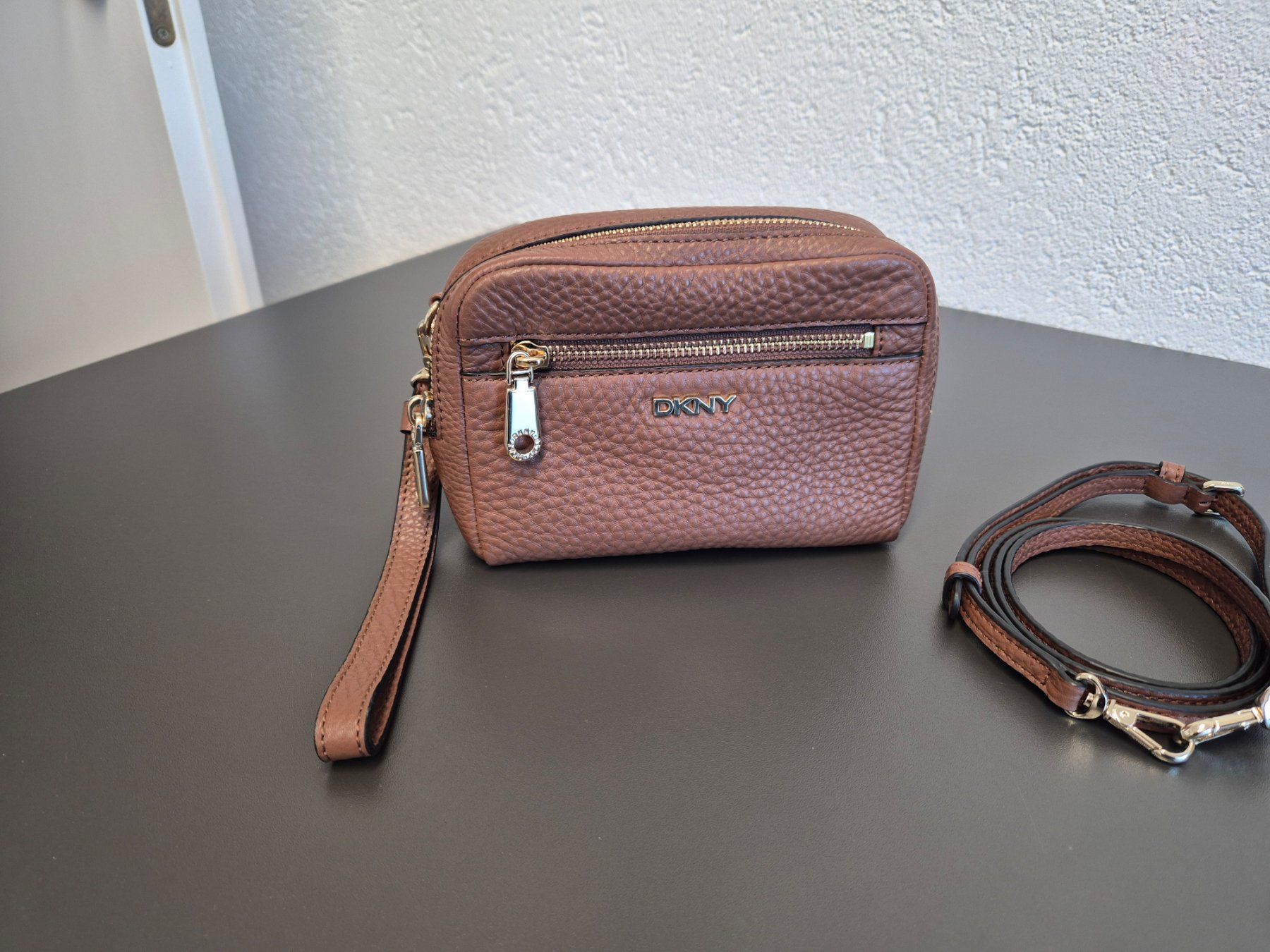 DKNY Borse da donna: Kleine Tasche von DKNY – Usato da Mühlau venduto da Jolanda_T
