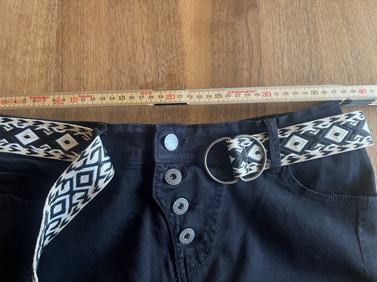 Jeans: Jeans Hose Gr M schwarz  – Neu und originalverpackt aus Aarberg von Jakaro 1