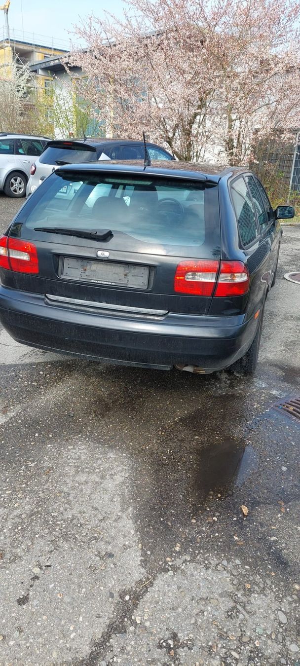 Volvo Automobili: Volvo v40 Diesel – Usato da Biberist venduto da CRX_Freak_CH