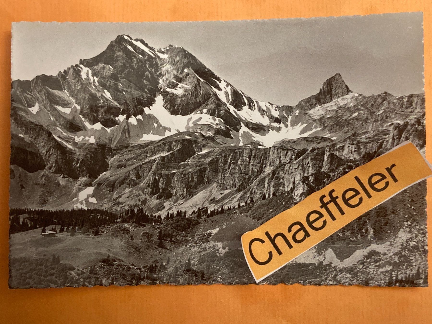 Cartoline postali: Braunwald Glarus, Blick vom Gumen. – Usato da Zürich venduto da Chaeffeler