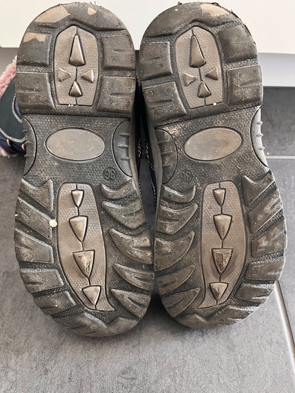 Dosenbach Scarpe per ragazze: Schneeboots – Usato da Hausen AG venduto da gse_88xs 3