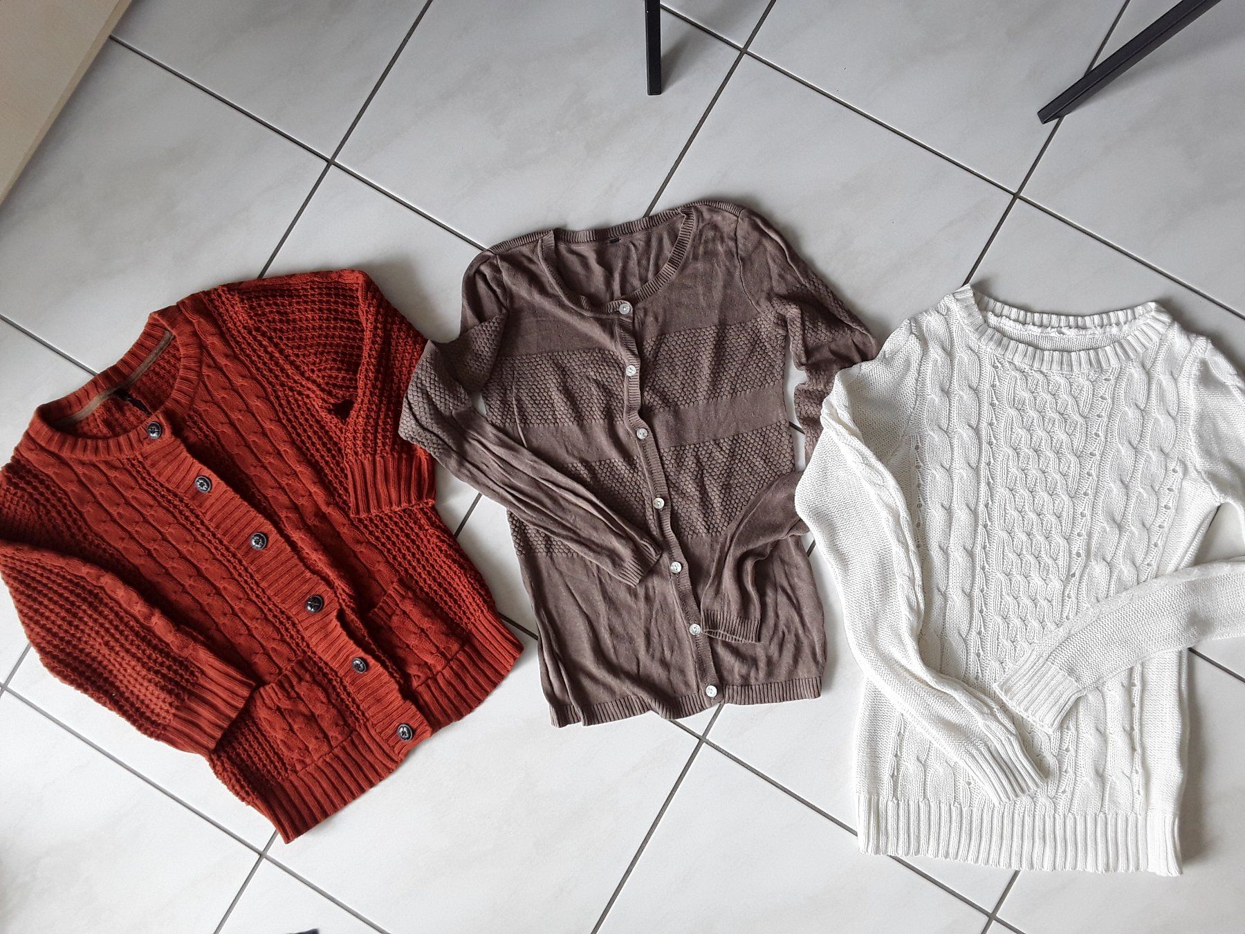 Lotti di vestiti: Kleiderpaket XS – Usato da Heimberg venduto da Samprof