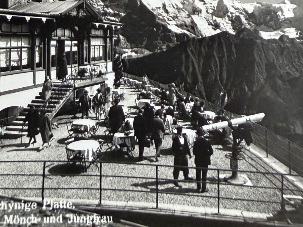Cartes postales: Schynige Platte - Terrasse animation 1946 – D'occasion à Lutry par Ediego 1