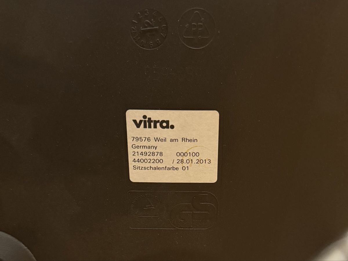 Vitra Sedie: Vitra Eames Chair DSR Dark Grey Set 4 Stk – Usato da Zürich venduto da mstu08 4