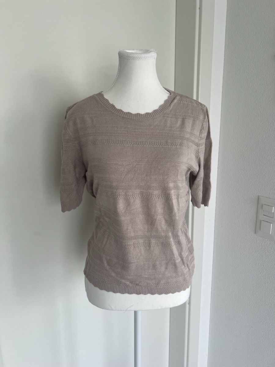 T-shirts: T Shirt Grösse L – D'occasion à Niederhelfenschwil par tab_xlc7