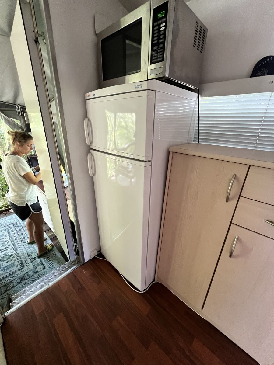 Novamatic Frigoriferi: Novamatic Kühlschrank – Usato da Münsingen venduto da MCMLXXXI 3