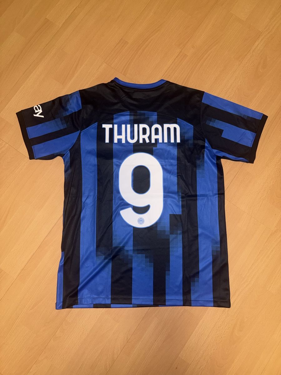 Nike Canottiere & Pantaloni: Fussballtrikot Inter Mailand Thuram Grösse L – Nuovo (secondo la descrizione) da Au SG venduto da Dadi_Mkd 1