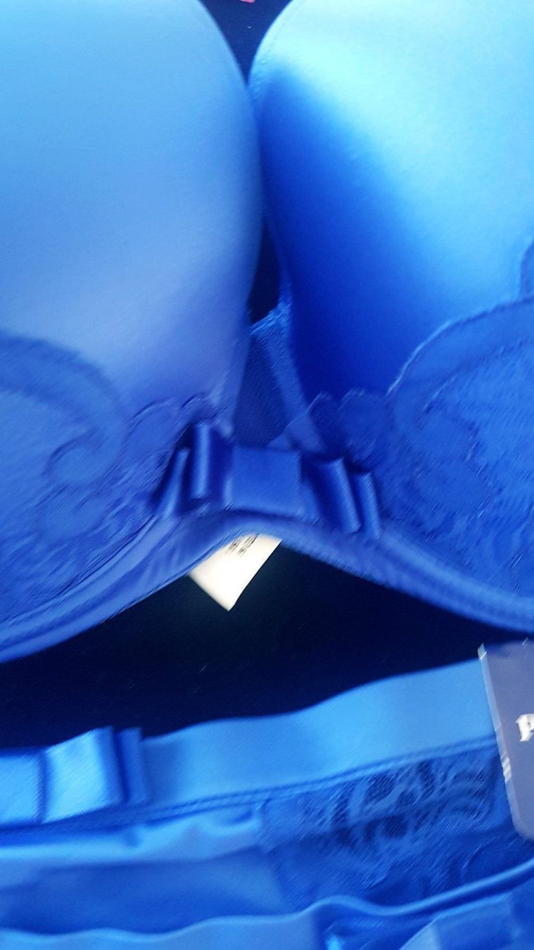 Sonstige Unterwäsche: Blau - Primadonna Contour BH 90D im Set – Neu (gemäss Beschreibung) aus Immensee von Dessous-Outlet 1