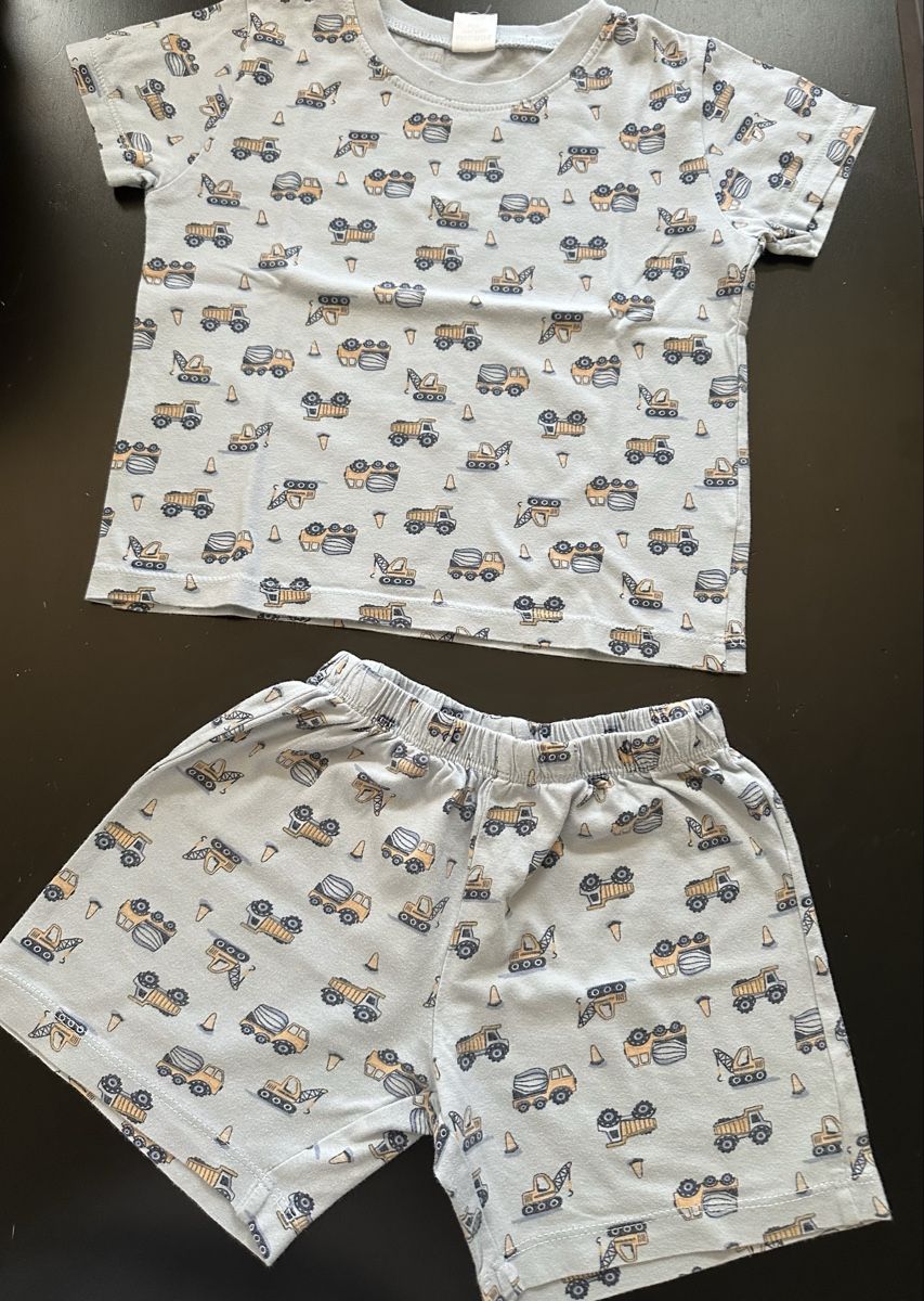 Pyjamas: Kinder Pyjama – D'occasion à Düdingen par Laeri96