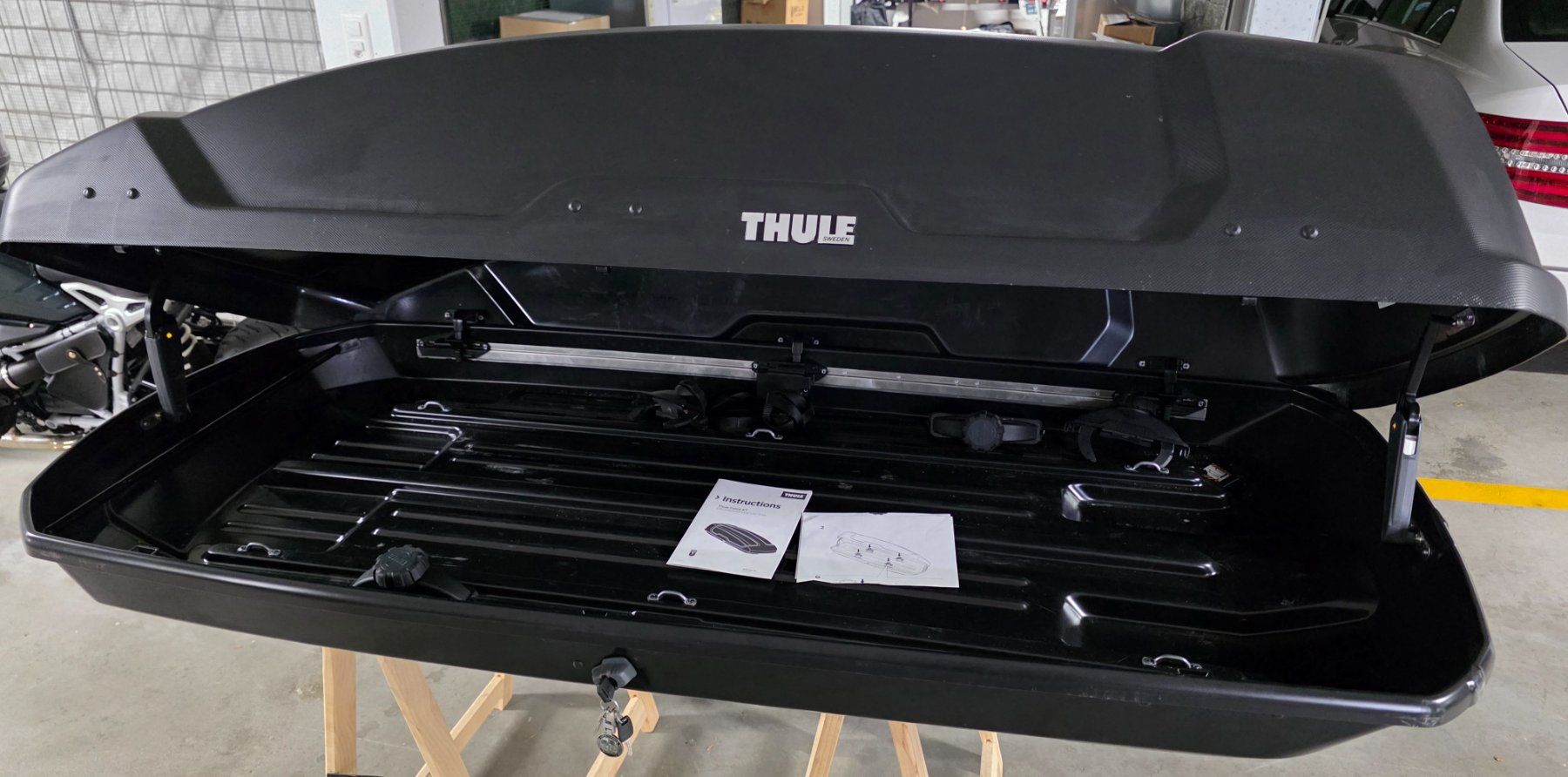 Thule Dachboxen: Dachbox THULE XT L (2 jährig) – Gebraucht aus Pfäffikon SZ von Mexx03 3