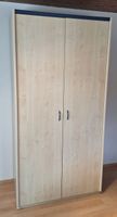 Kleiderschrank