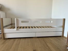 Flexa Kinderbett 90x200 Weiss Holz mit 2 Rollschubladen
