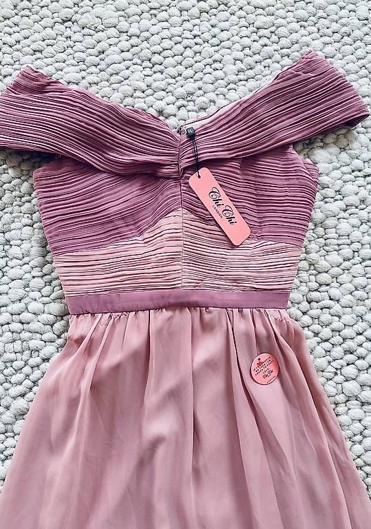 Vestiti: ELEGANTES CHI CHI LONDON KLEID – Nuovo e nell'imballaggio originale da Schaffhausen venduto da rot_yyy7 3