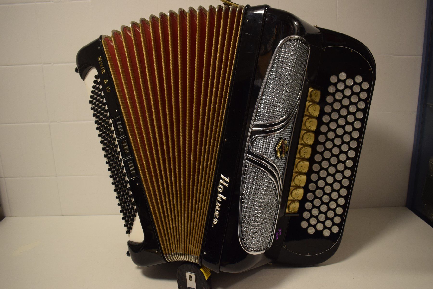 Musikinstrumente: Akkordeon chromatisch Hohner Riviera IV – Gebraucht aus Zürich von baumusik 6